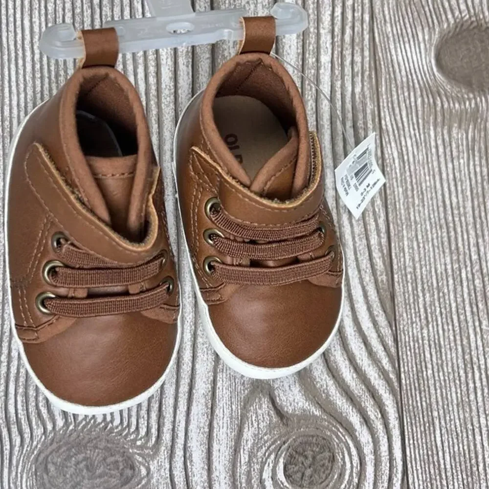 Old Navy  Boys Cognac Brown Crib Style Boots Sz 0-3M